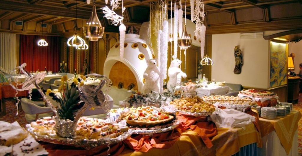 Alpen Hotel Corona 비고디파사 외부 사진