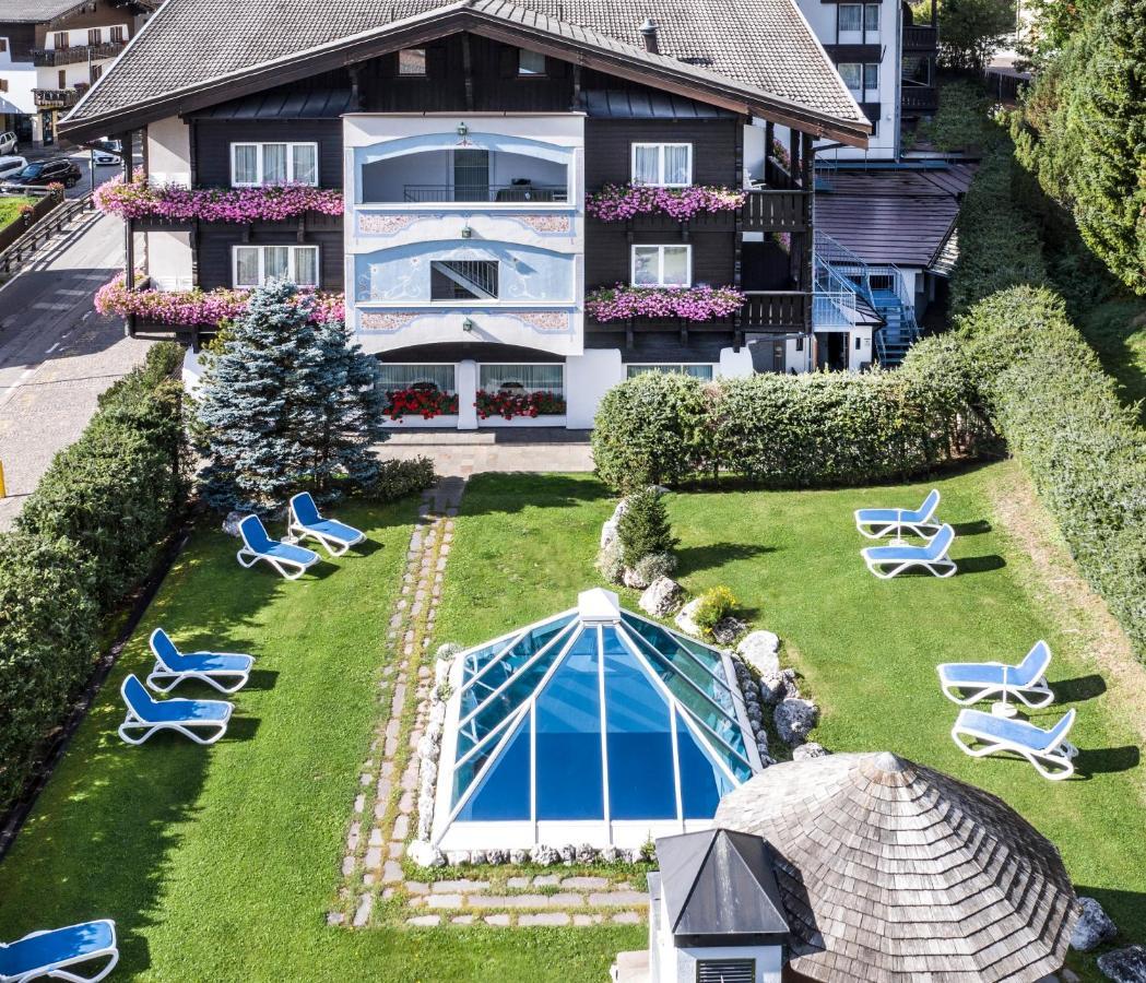 Alpen Hotel Corona 비고디파사 외부 사진
