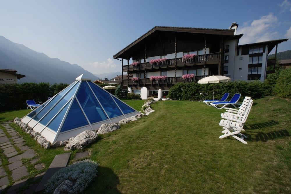 Alpen Hotel Corona 비고디파사 외부 사진