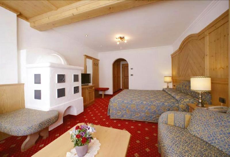 Alpen Hotel Corona 비고디파사 외부 사진
