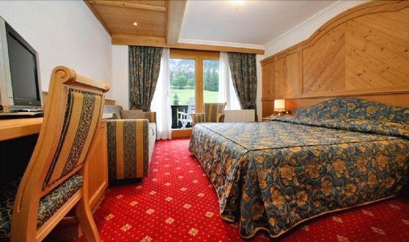 Alpen Hotel Corona 비고디파사 외부 사진