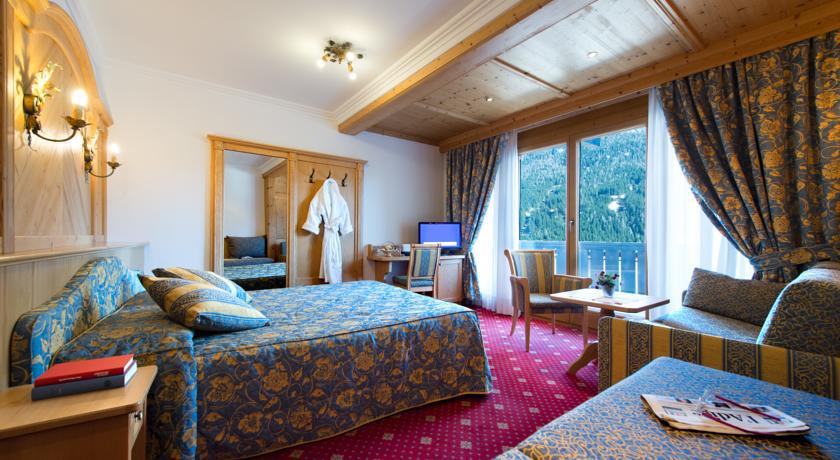 Alpen Hotel Corona 비고디파사 외부 사진