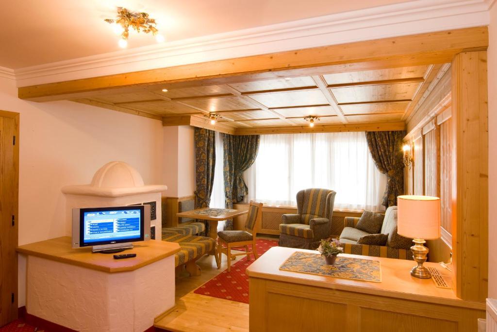 Alpen Hotel Corona 비고디파사 객실 사진